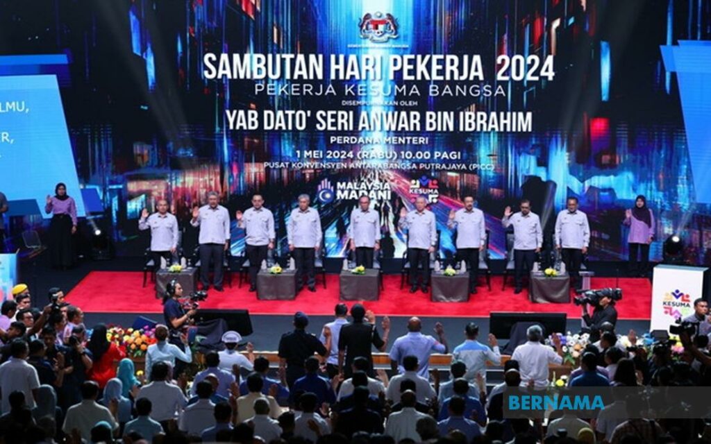 PMX Umum Gaji Penjawat Awam Dinaikkan 15% Bermula Disember 2024