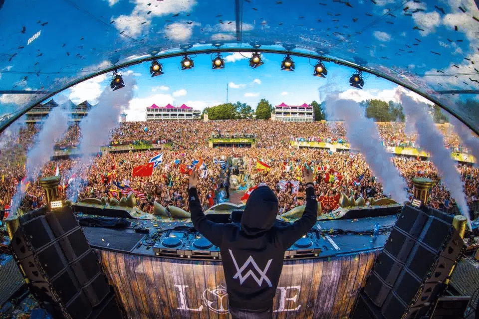Didakwa Terima Deposit Tanpa Lesen, Penganjur Festival Muzik Di Sarawak Ini Bakal Dikenakan Hukuman