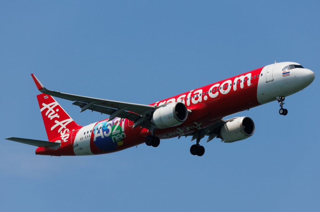 Permohonan Baucer Kini Sudah Dibuka, AirAsia Terus Sokong Inisiatif FlySiswa