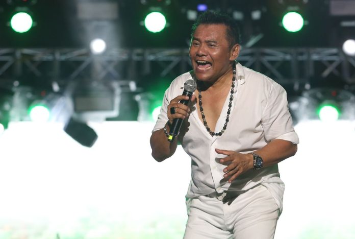 REFLEKSI　ZAINAL  ABIDIN　KOLEKSI TERBAIK REFLEKSI ZAINAL ABIDIN KOLEKSI TERBAIK Zainal Abidin 1
