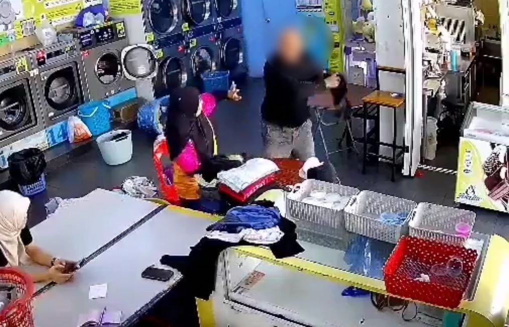 Gara-Gara Mengumpat Belakang, Lelaki Mengamuk Dan Tengking Pekerja Wanita Di Dobi Sabah