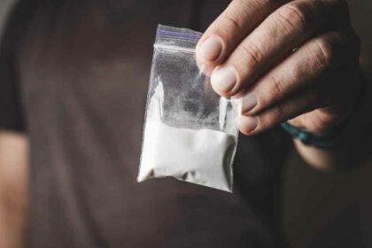 Gara-Gara Miliki Dadah Seberat Satu Gram, Lelaki Dari Kuching Didenda RM3000