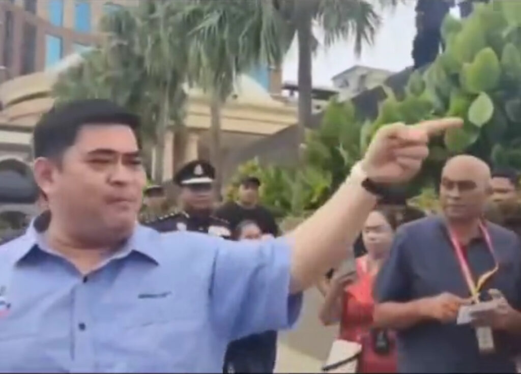 Pelajar Demonstrasi Ketiadaan Air, Reaksi Timbalan Menteri Sabah Pula Tarik Perhatian Netizen