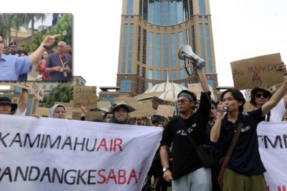 Pelajar Demonstrasi Ketiadaan Air, Reaksi Timbalan Menteri Sabah Pula Tarik Perhatian Netizen