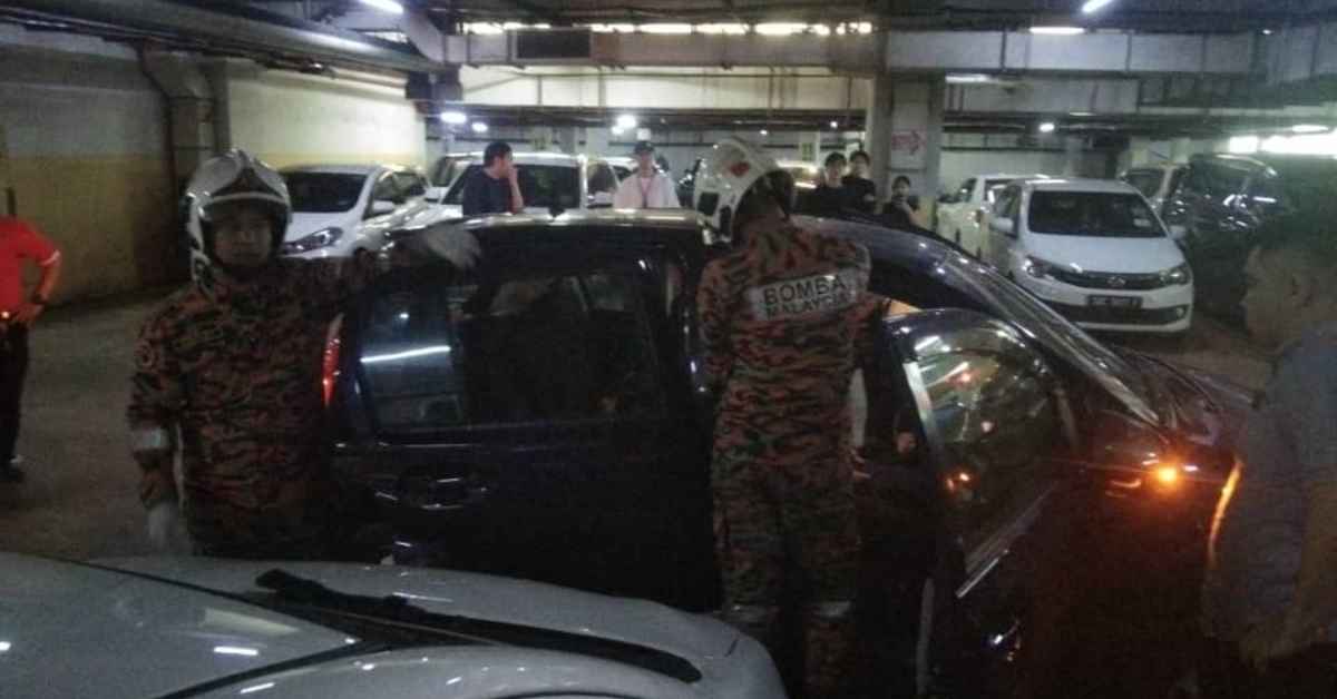 Orang Awam Panik Temui Lelaki Tidak Sedarkan Diri Dalam Kereta Di Sebuah Pusat Beli Belah