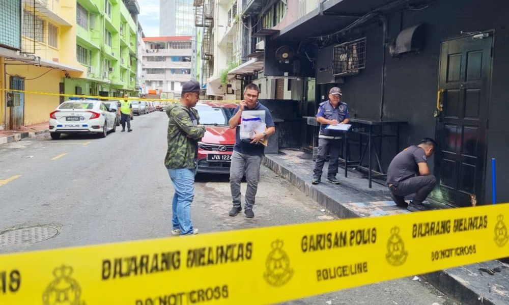 Lelaki Maut, Rakan Kritikal Bergaduh Di Pusat Hiburan Di Kota Kinabalu