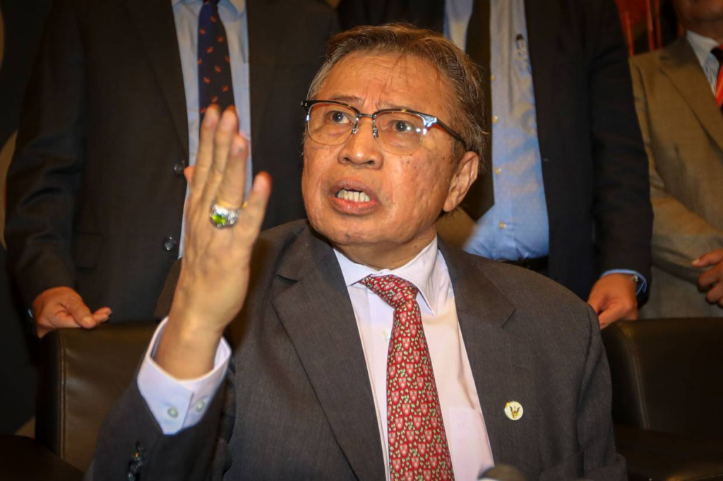 Pentingkan Keikhlasan Dan Kerja Keras, Premier Sarawak Tak Peduli Fitnah Terhadap Kepimpinannya