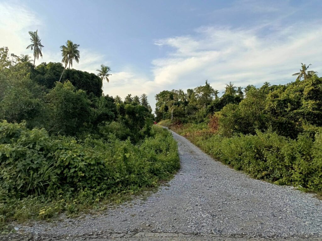 Masuk Percuma, Pantai Trombol Paradise Kini Kembali Buka Untuk Orang Ramai