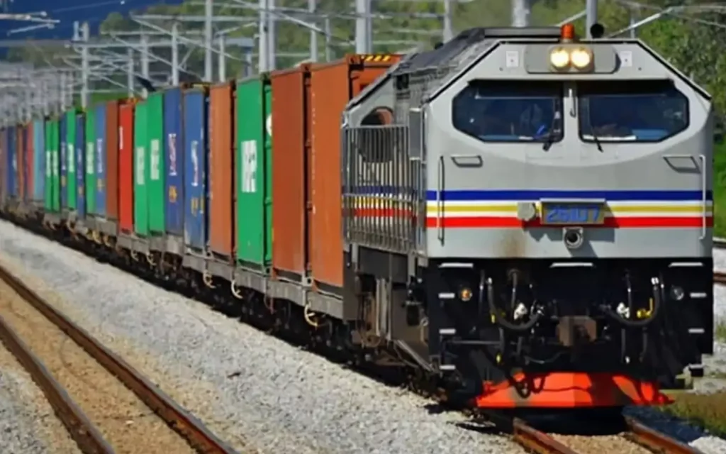 Projek Kereta Api Trans Borneo Dijangka Siap Ogos 2025