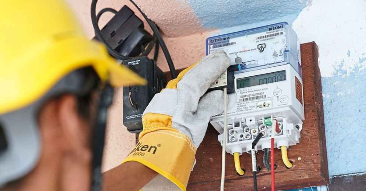 Pemilik Salun Dari Kuching Terlepas Hukuman Penjara Gara-Gara Curi Bekalan Elektrik
