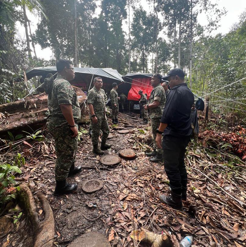 Anggota Rejimen Hilang 19 Hari Ketika Bertugas Di Limbang Sarawak Ditemui Selamat
\