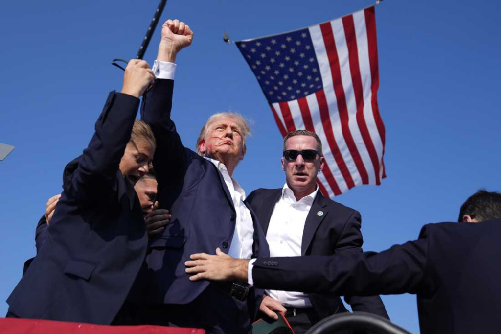 Netizen Dakwa Insiden Cubaan Bunuh Donald Trump Lakonan Semata-Mata