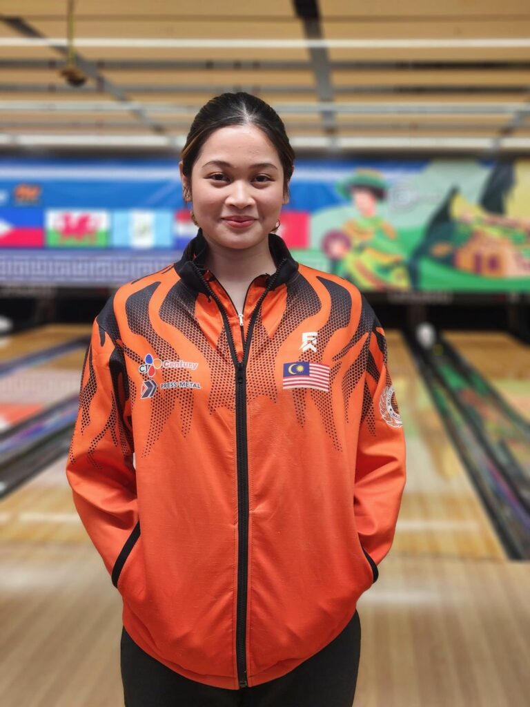 Harumkan Nama Sarawak, Nur Hazirah Raih Pingat Emas Boling Tenpin SUKMA