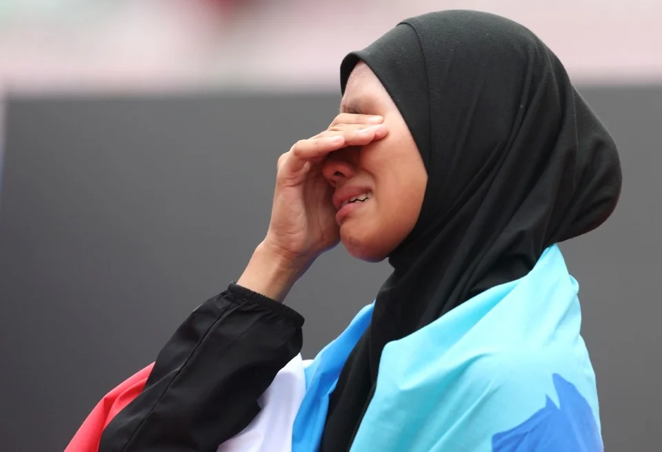 Atlet Muda Sabah Kejutkan Penonton Dengan Kemenangan Emas Lompat Tinggi