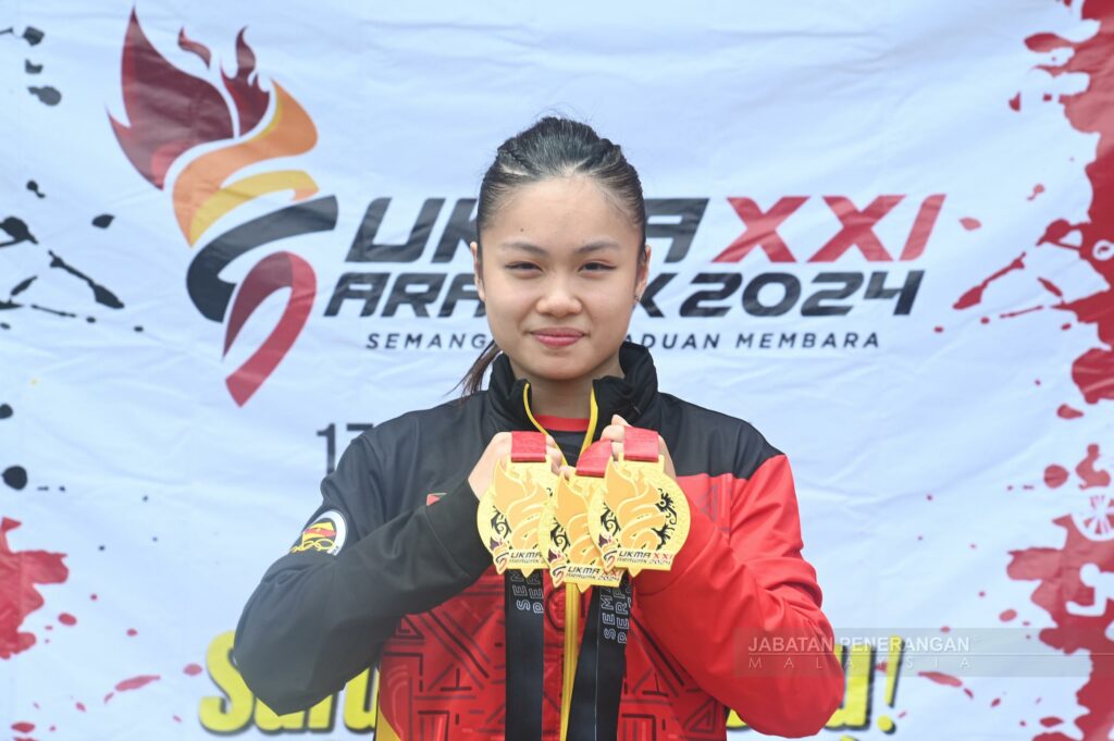 Stephanie Ngu Sumbang Hatrik 3 Emas Wushu SUKMA Untuk Sarawak