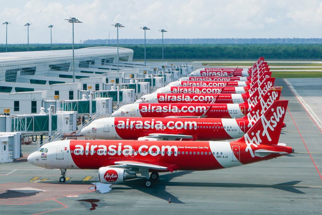 Penerbangan 14 Kali Seminggu, Air Asia Mula Operasi Dari Lapangan Terbang Subang Ke Sabah, Sarawak