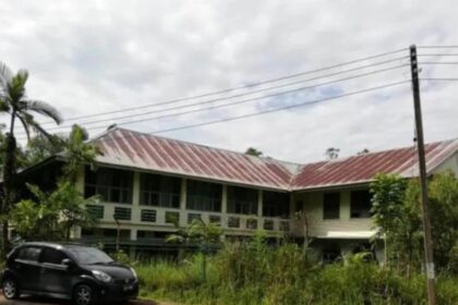 Karim Tolak Rancangan Roboh Kuarters Jururawat Bersejarah Di Kuching