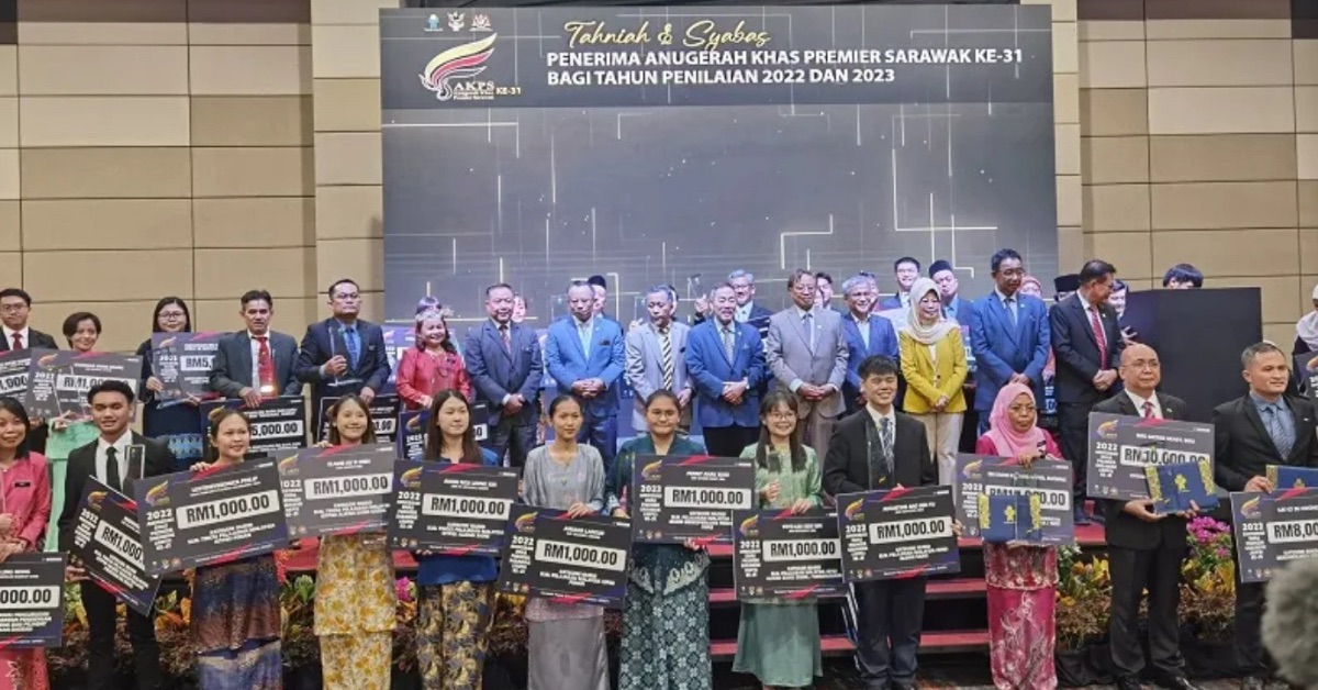 Sarawak Peruntuk RM15 Juta Untuk Komputer Riba Percuma Pelajar