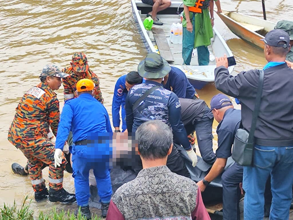 Tragedi Bot Lundu Karam, Mayat Seorang Pelajar Ditemui Dan Dua Masih Hilang