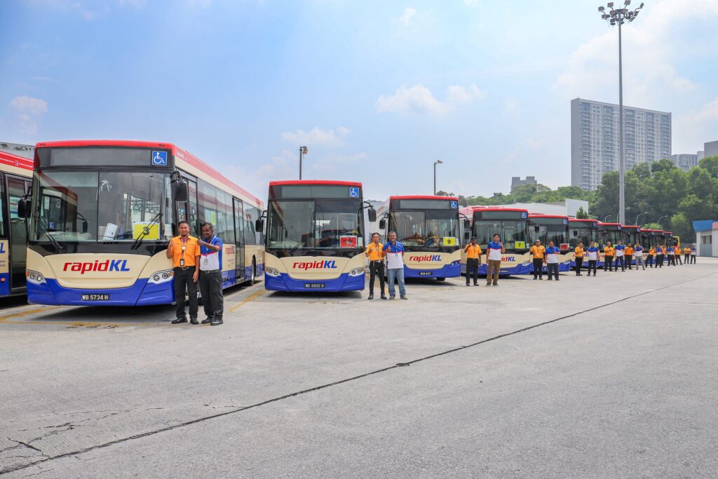Bas Rapid Hantar 25 Buah Bas Mesra OKU Untuk Para SUKMA Sarawak 2024