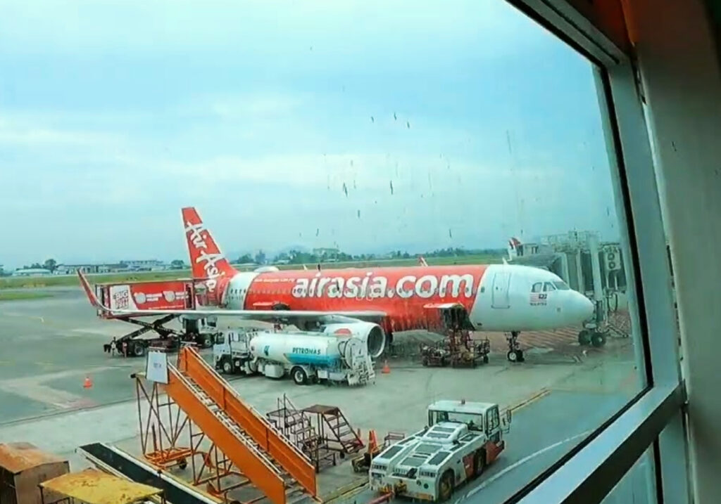 AirAsia Tingkatkan Perkhidmatan Penerbangan Ke Sarawak Saat Syarikat Lain Kurangkan Penerbangan