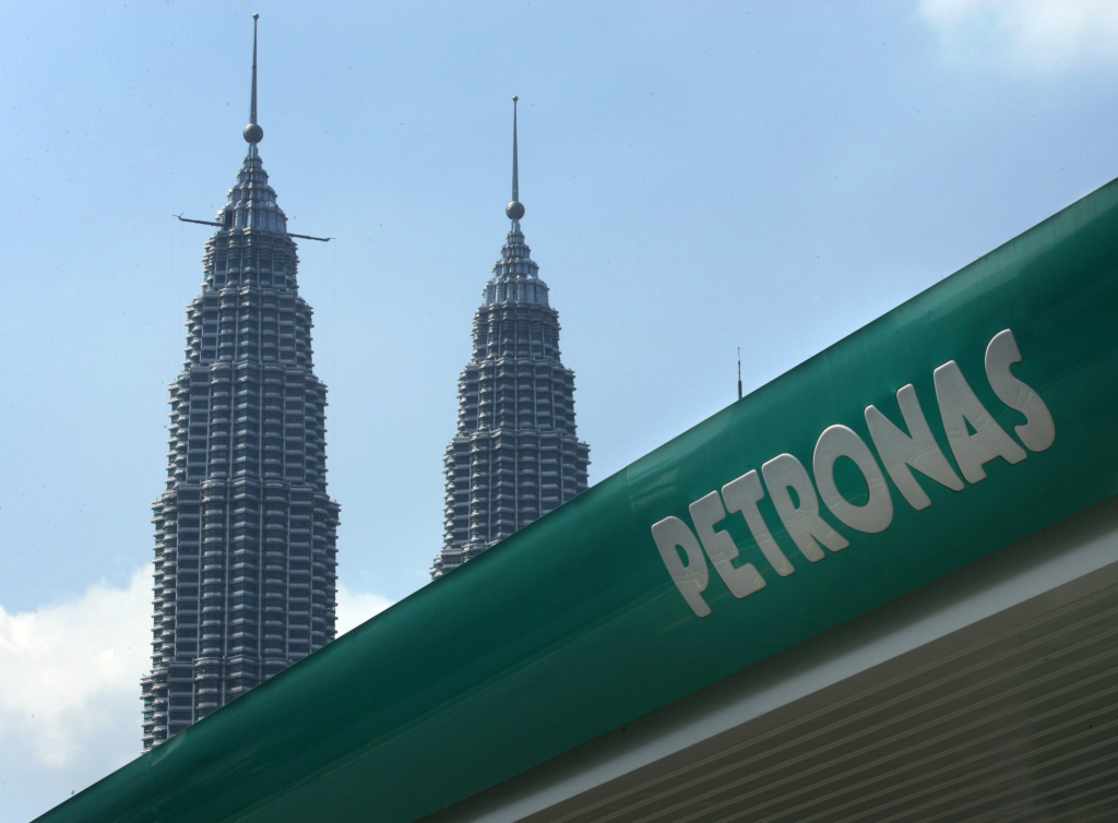 Rundingan Hak Minyak Dan Gas Bersama Sarawak Buntu, Petronas Kaji Tindakan Undang-Undang