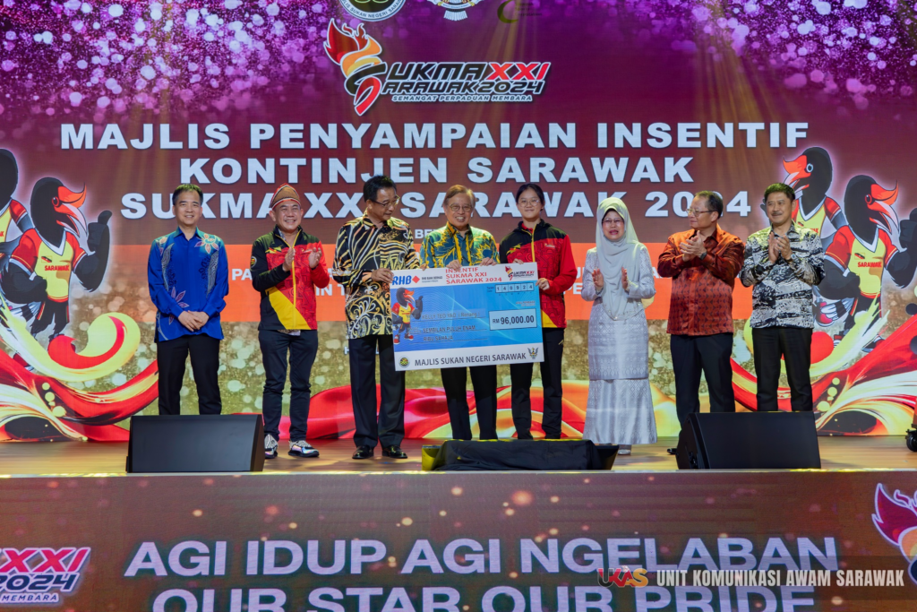 Perenang Sensasi Sukma Sarawak, Kelly Yao Teo Raih Insentif Tertinggi RM 96K