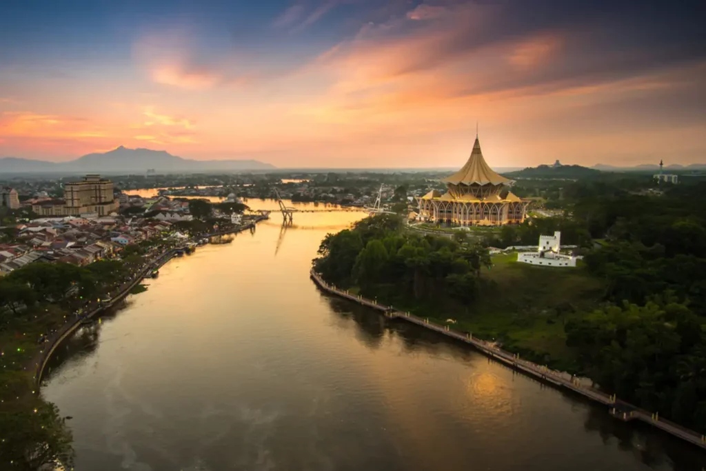 Sarawak Capai Sasaran Penanaman 35 Juta Pokok, Perkukuh Usaha Penghijauan
