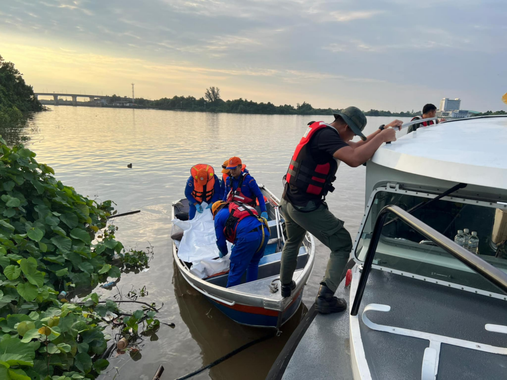 Lima Jasad Mangsa Tragedi Bot Karam Sungai Sarawak Ditemui