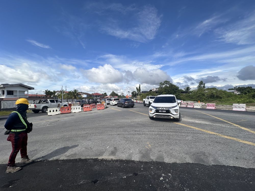 Projek Penaiktarafan Jalan Oya Dijangka Siap Disember Ini