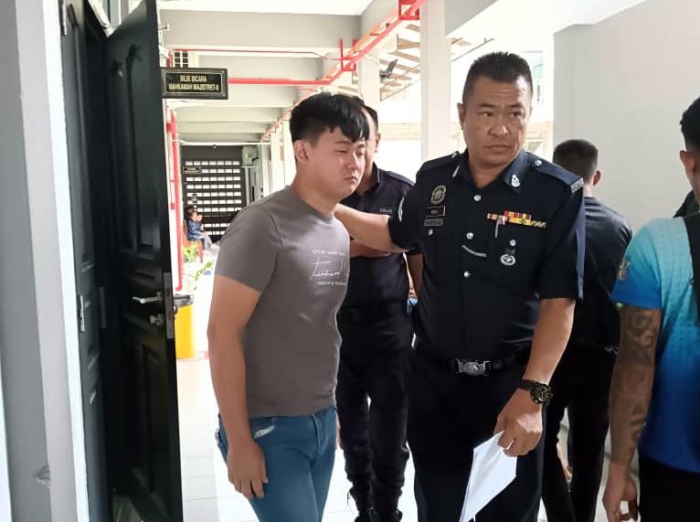 Seorang Pemuda Di Sibu Didenda RM10K Gara-Gara Jadi Pembantu Ah Long