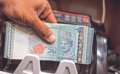 Tanpa Mengira Pendapatan Ibu Bapa, Semua Pelajar IPT Sarawak Layak Terima RM1.2K