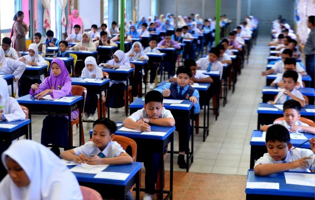 Sijil Peperiksaan Tahun 6 Dan Tingkatan 3 Sarawak Bakal Miliki Cop 'Mahal' Cambridge