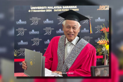 Warga Emas Pecah Rekod Graduan Tertua UNIMAS, Raih Ijazah Sarjana Pada Usia 76 Tahun