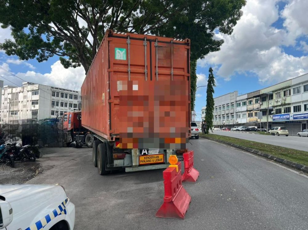 Anggota Polis Maut Diheret Lori Di Jalan Kwong Lee Bank, Polis Mohon Saksi Tampil