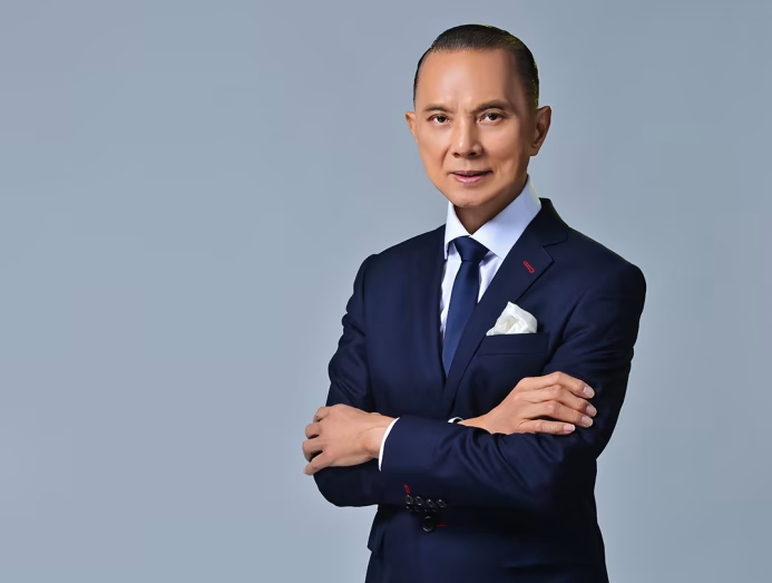 Puji Keunikan Budaya Dan Potensi Pelancongan Sarawak, Jimmy Choo Kini Di Kuching