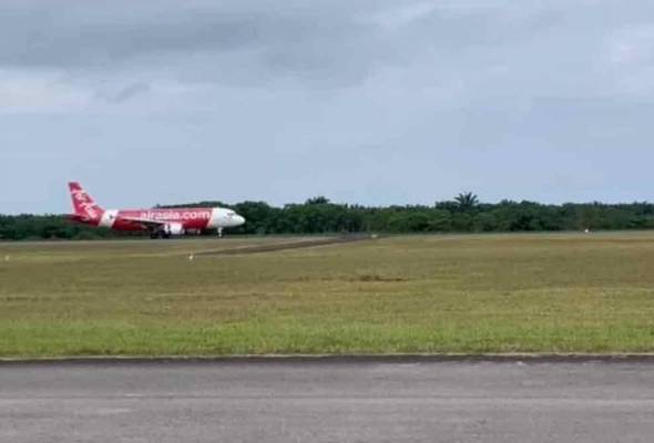 Burung Langgar Enjin, AirAsia Jelaskan Insiden Pesawat Berpatah Balik Di Lapangan Terbang Tawau