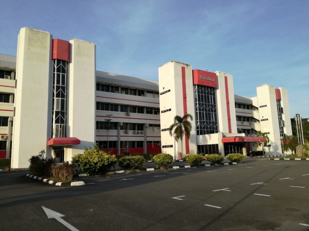 UPM Bintulu Perkenal Sarjana Tenaga Boleh Diperbaharui Pertama Di Sarawak
