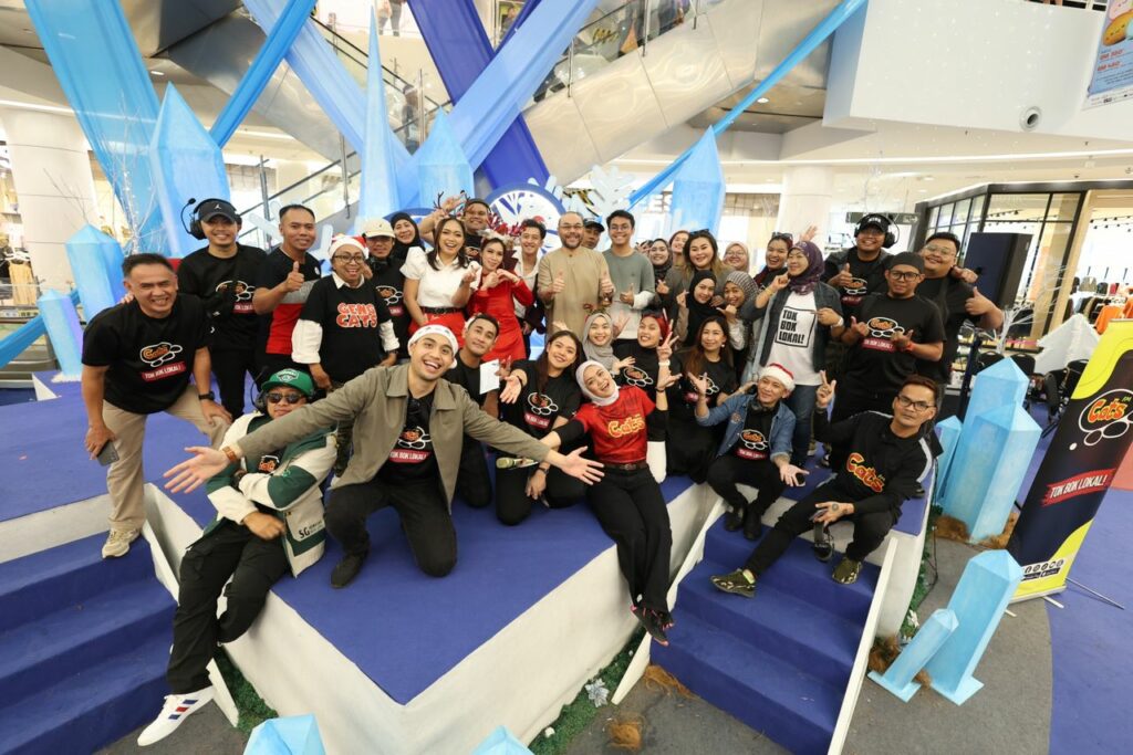 CATS FM Raikan Semangat Krismas Bersama Komuniti Di Kuching