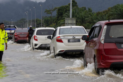 Empat Laluan Di Lebuhraya Pan Borneo Terjejas Akibat Banjir