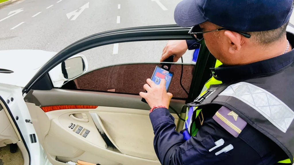 JPJ Lancar Ops Cahaya Seluruh Sarawak, Pemilik Kenderaan Cermin Gelap Berisiko Didenda