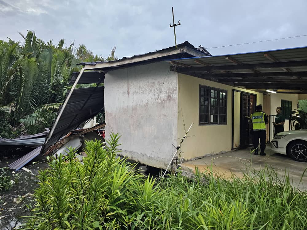 Rumah Runtuh Di Kampung Stutong Baru, Lelaki Tempatan Maut