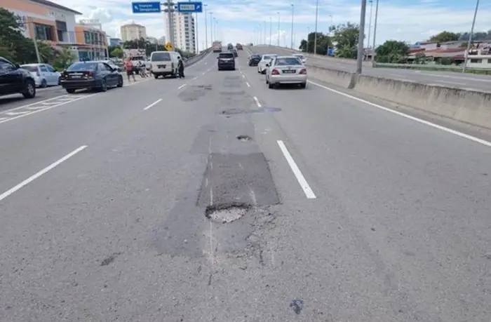 Warisan Persoal Keselamatan Jalan Berlubang Di KK Selepas Kemalangan Maut