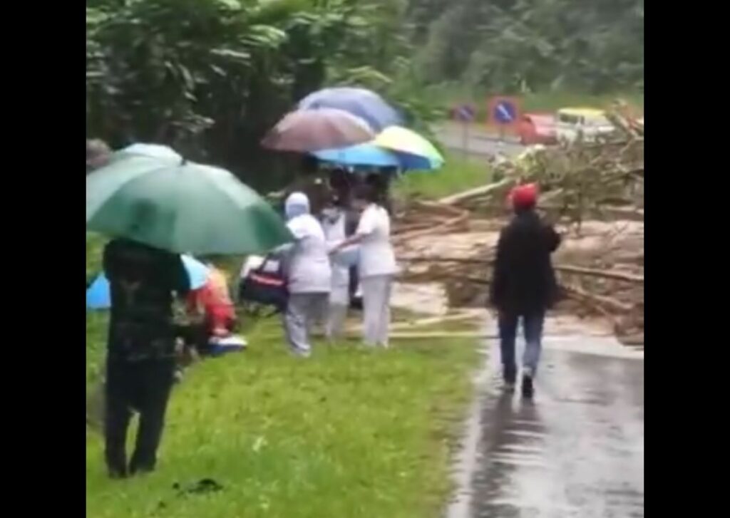 Ibu Mengandung Terkandas Akibat Tanah Runtuh Di Tambunan Berjaya Diselamatkan