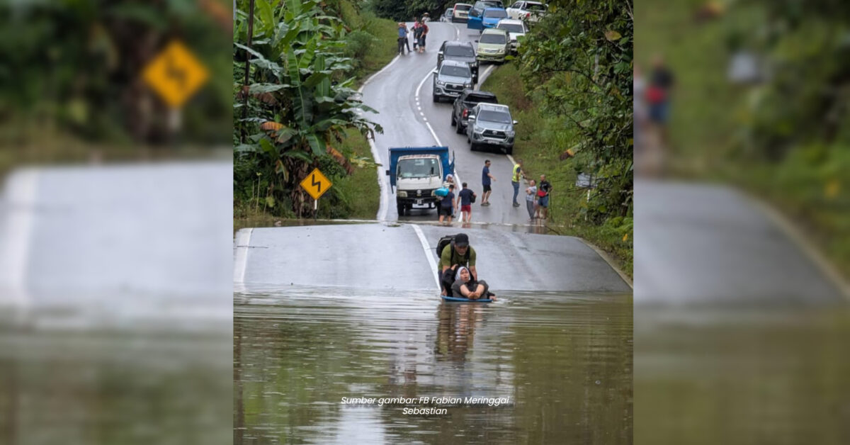 Bapa Undang Sebak Netizen Sarawak, Sanggup Redah Banjir Guna Besen Bawa Anak Ke Sekolah