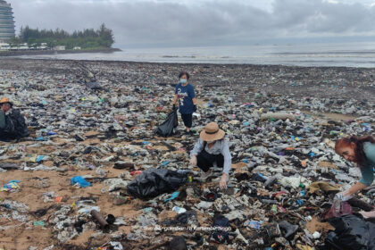 Gotong Royong Besar Kembalikan Imej Pantai Miri