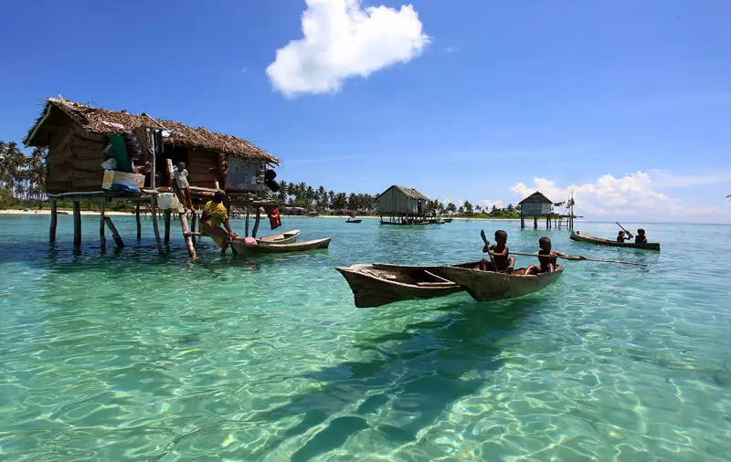 Orang Bajau Laut Hidup Di Perahu, Ketahui Fakta Menarik Tentang Sea Gypsies