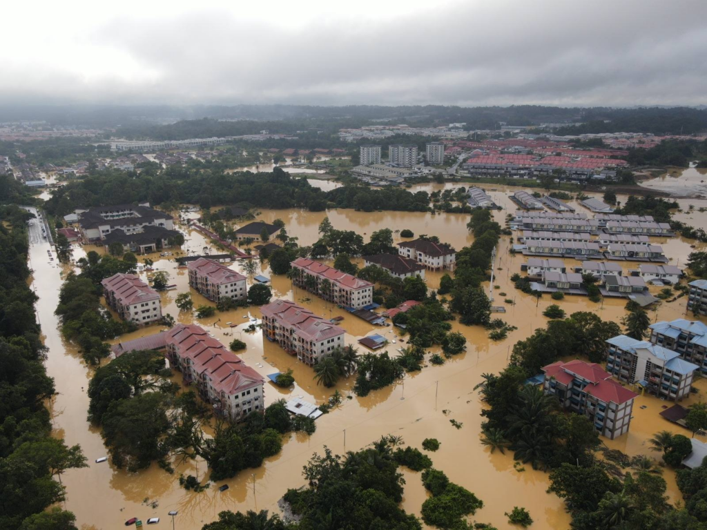Kerajaan Sarawak Akan Hulur Bantuan RM10 Juta Untuk Mangsa Banjir