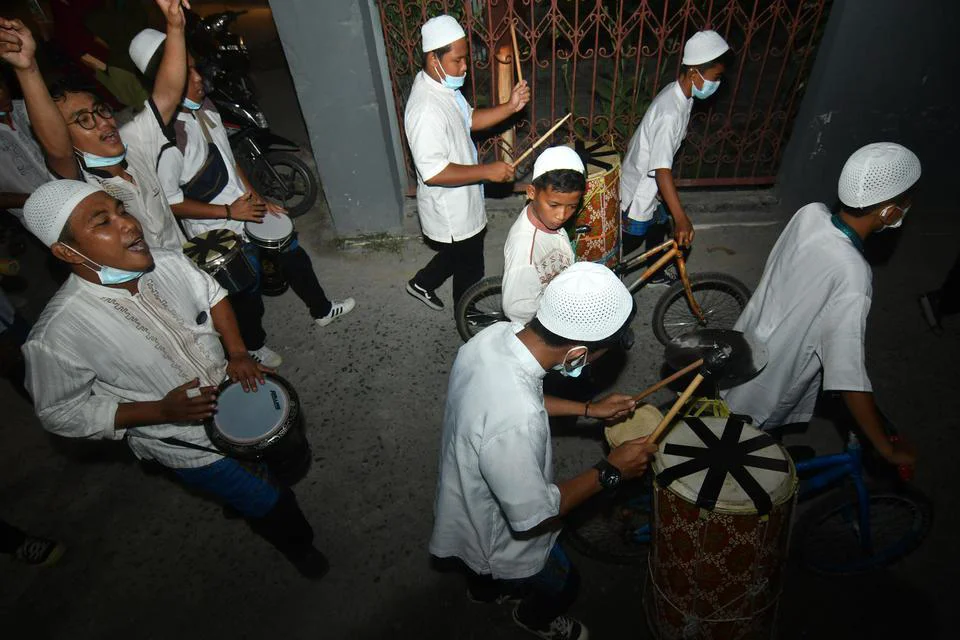 Bagarakan Sahur, Tradisi Membangunkan Sahur Ala Banjar di Kalimantan Selatan