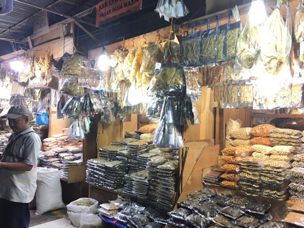 Kenapa Pasar di Kota Kinabalu Ini Digelar Pasar Filipina?